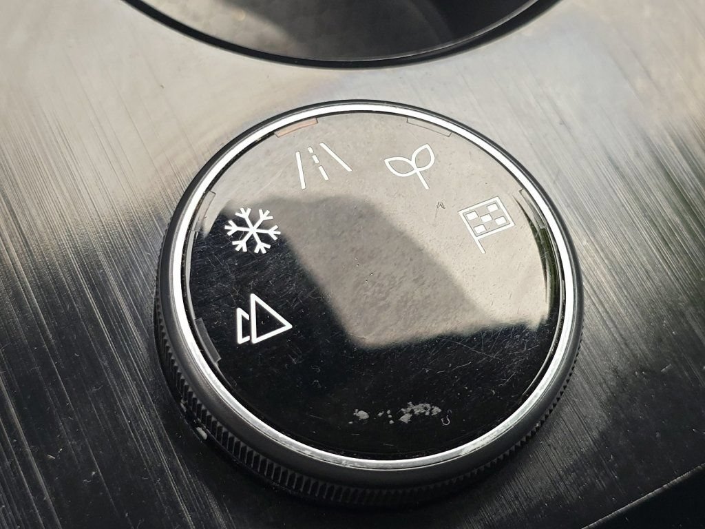 Certified 2023 Nissan Rogue S AWD/4WD image 9