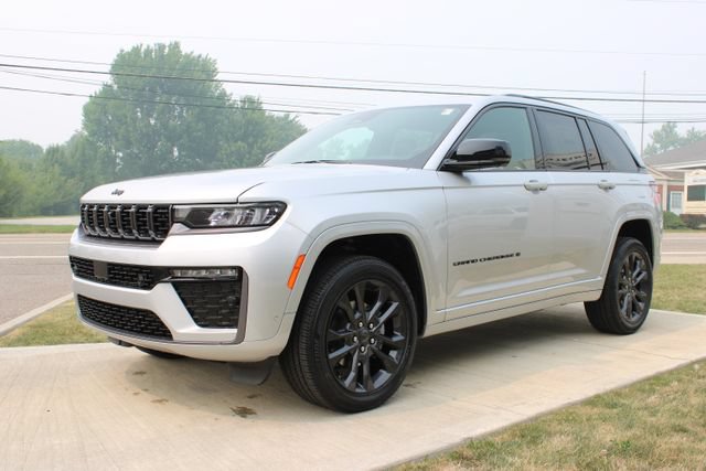 New 2026 Jeep Grand Cherokee Limited AWD/4WD image 10