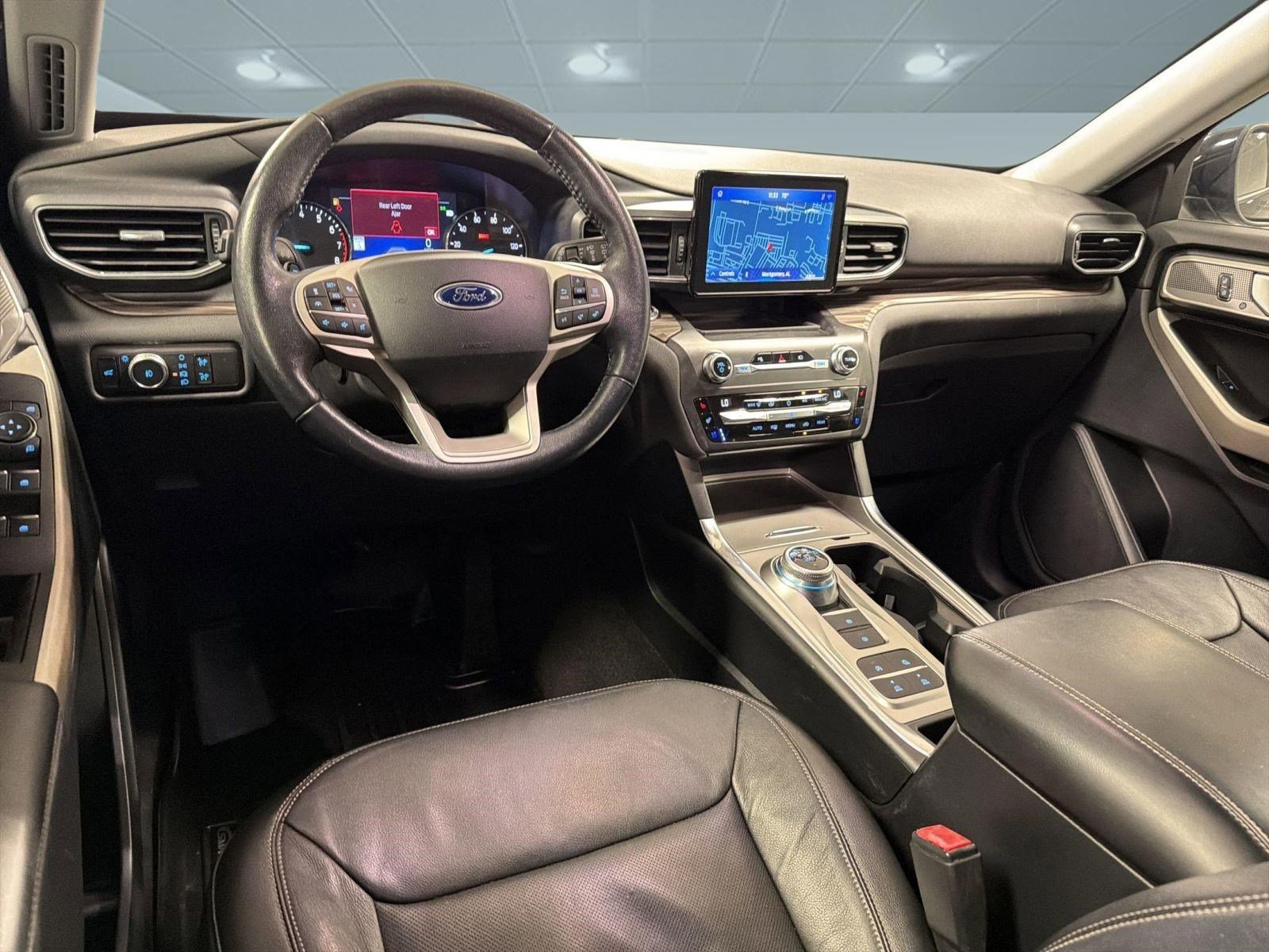 Used 2020 Ford Explorer Limited RWD image 26