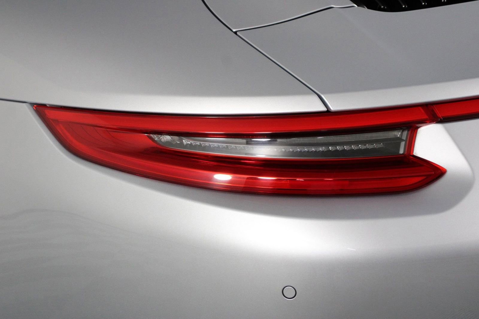 Certified 2018 Porsche 911 Carrera 4S image 21