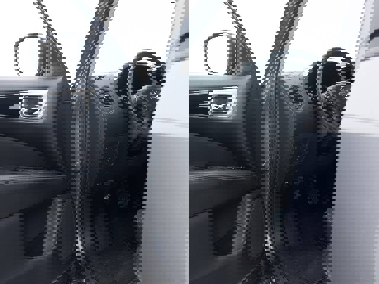 Used 2018 Nissan Pathfinder S image 24