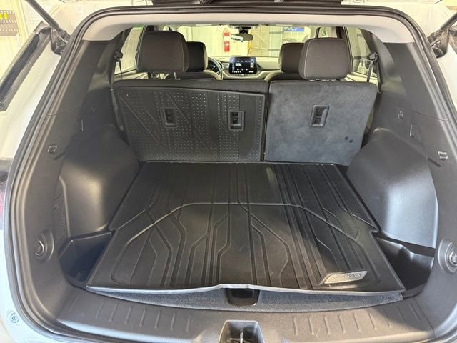 Used 2024 Chevrolet Blazer LT w/ Driver Confidence Package image 18