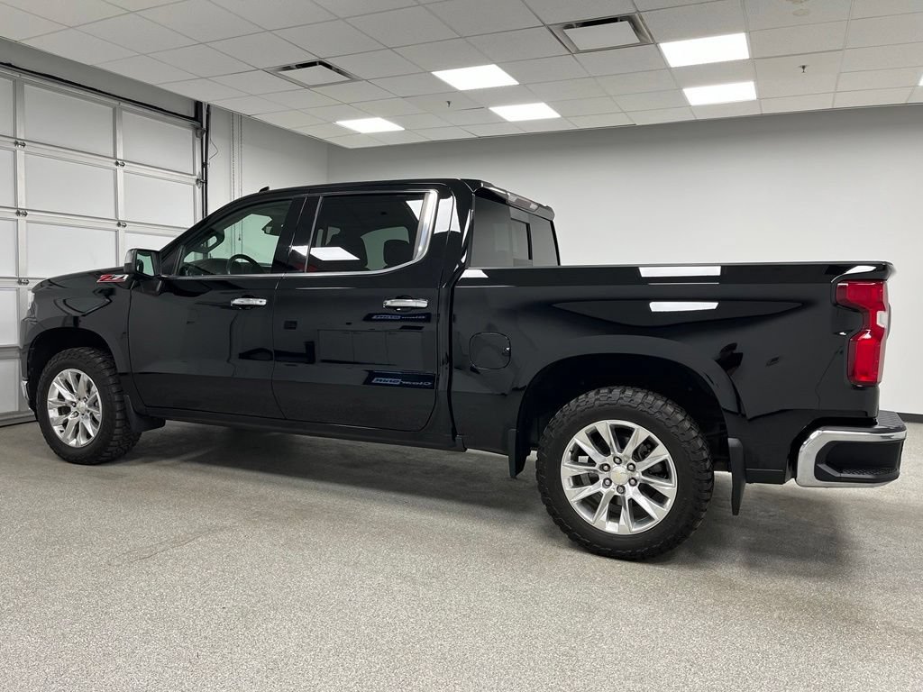 Used 2021 Chevrolet Silverado 1500 LTZ AWD/4WD image 7
