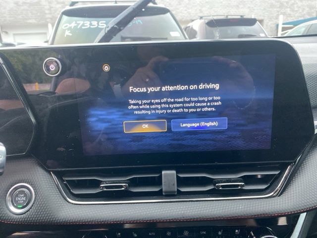 Used 2025 Chevrolet Equinox RS w/ Safety and Technology Package AWD/4WD image 33