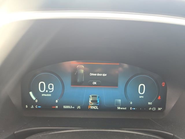 Used 2025 Ford Escape Platinum image 21