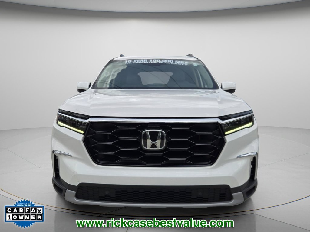 Used 2024 Honda Pilot Touring image 5