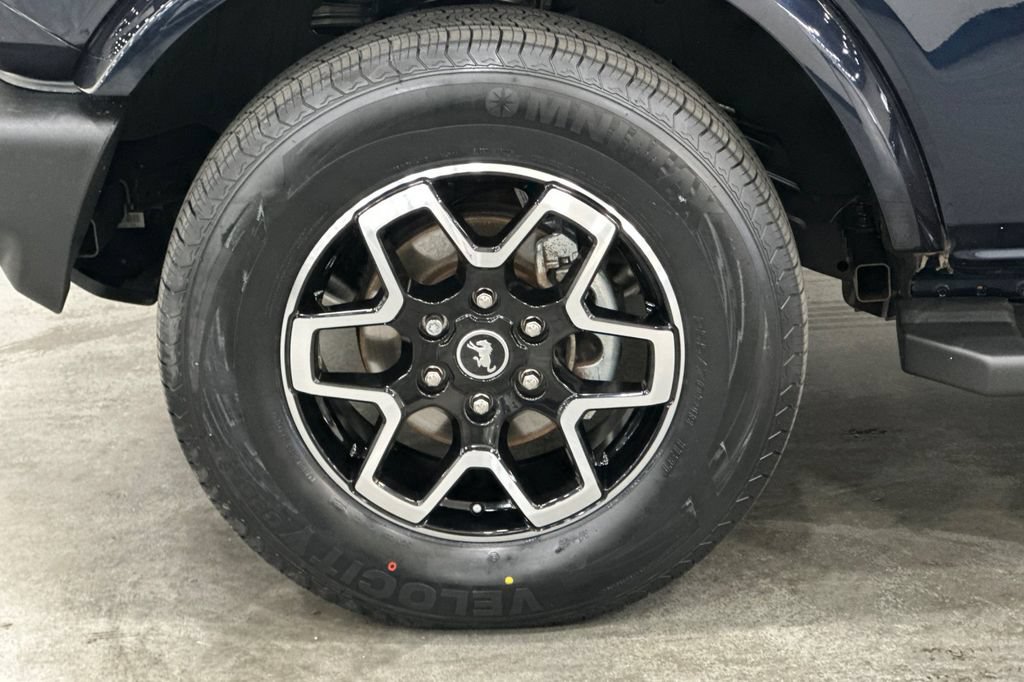 Used 2021 Ford Bronco Outer Banks AWD/4WD image 34