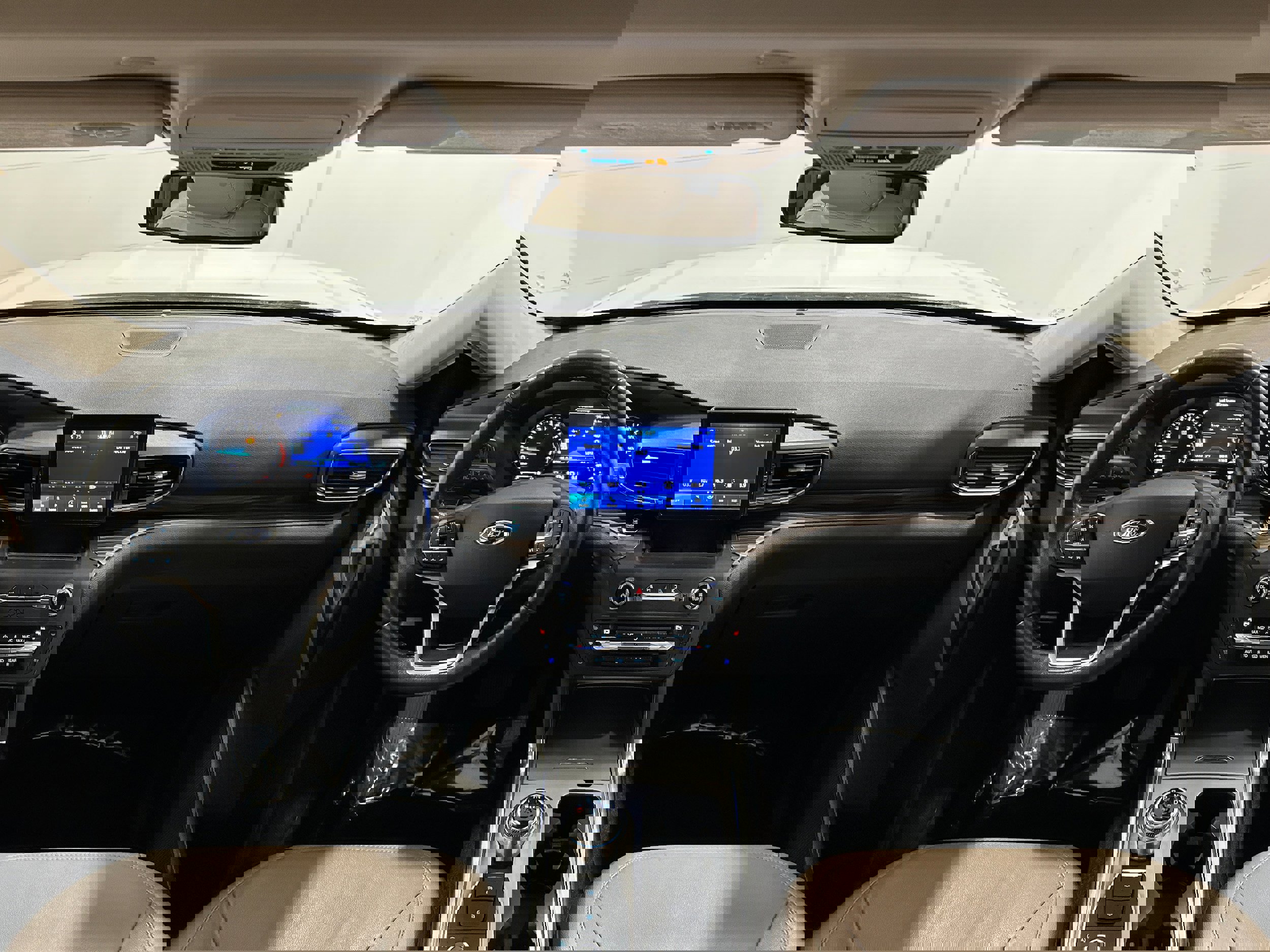 Used 2020 Ford Explorer Limited image 15