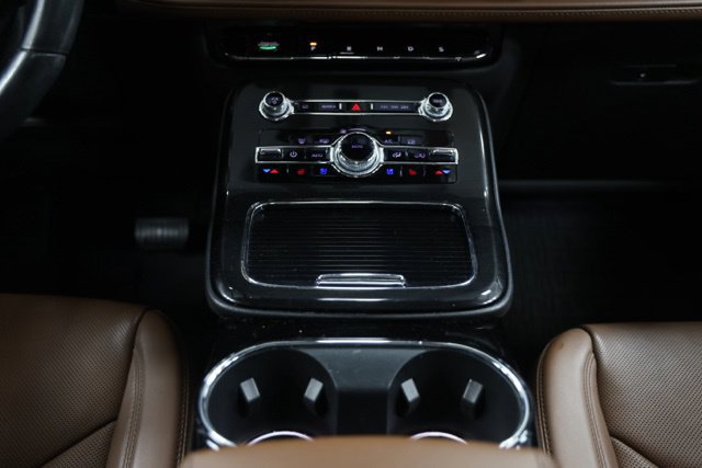 Used 2023 Lincoln Nautilus Reserve AWD/4WD image 34