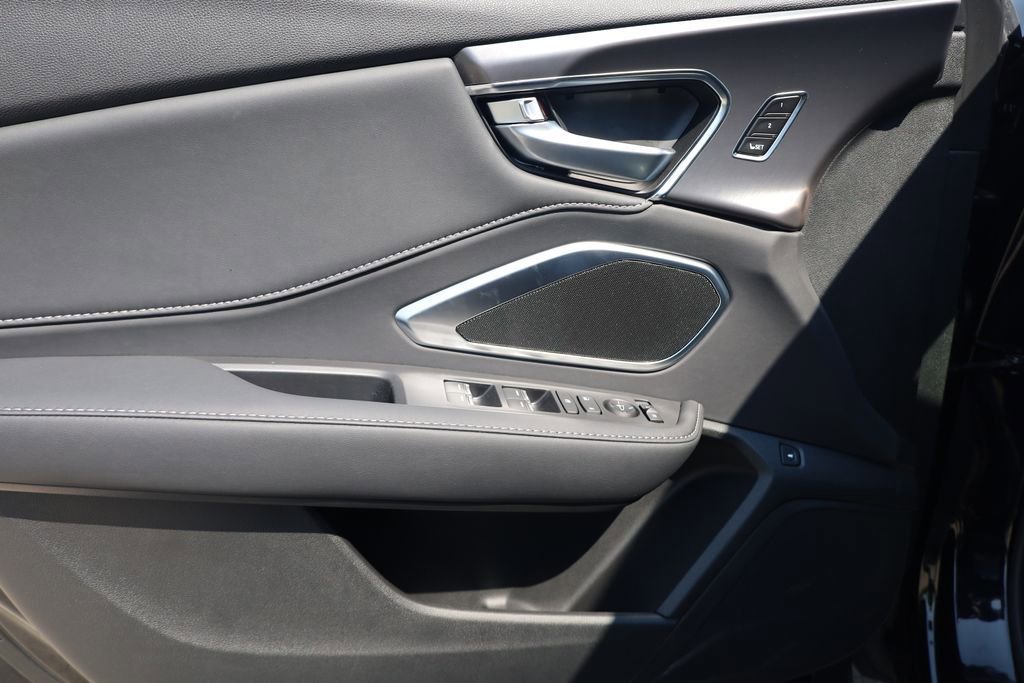 New 2025 Acura RDX SH-AWD image 10