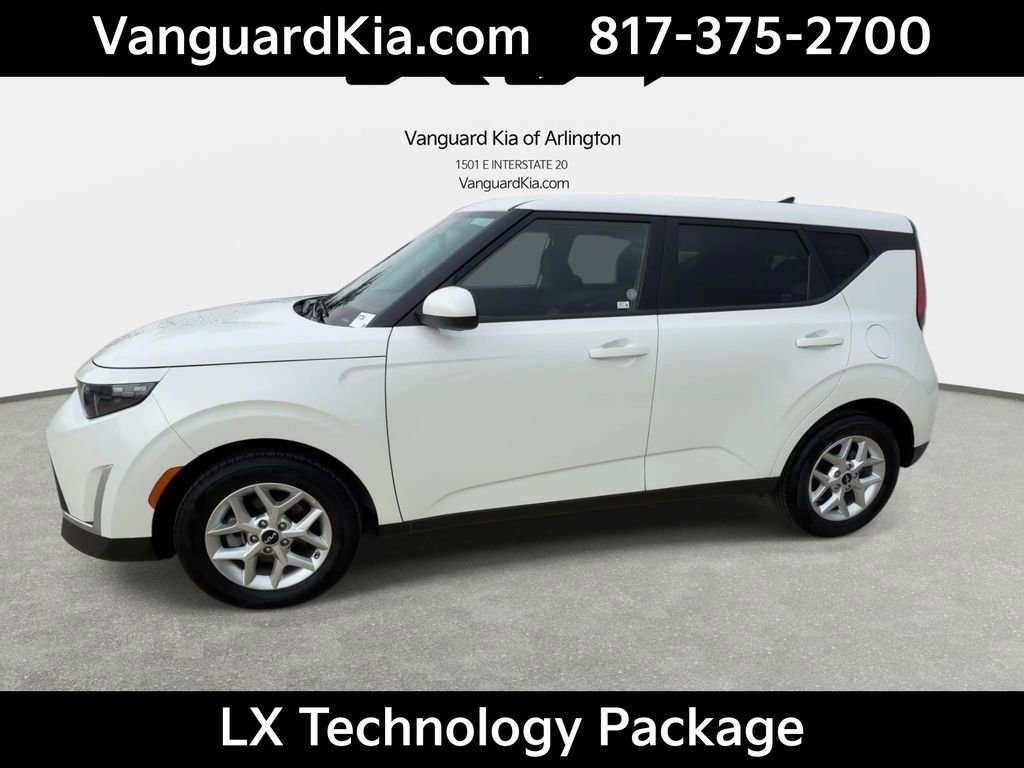 Certified 2025 Kia Soul LX FWD image 5