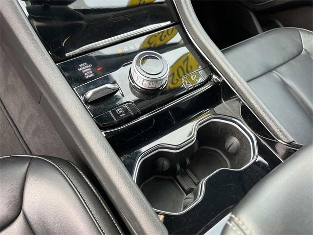 Used 2023 Jeep Grand Cherokee 4WD 4xe image 33