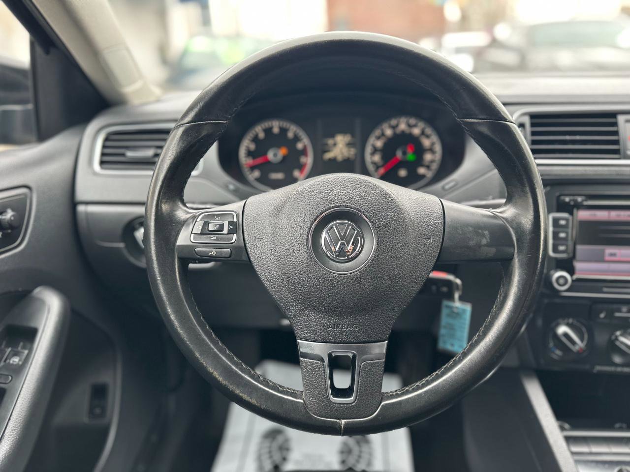 Used 2012 Volkswagen Jetta SE image 39