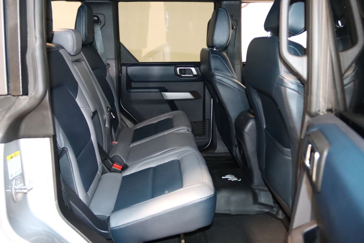 Used 2023 Ford Bronco Outer Banks AWD/4WD image 74