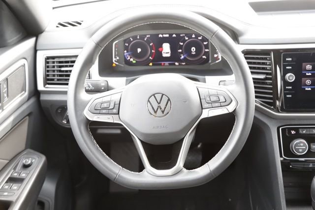 Used 2022 Volkswagen Atlas Cross Sport SE image 23