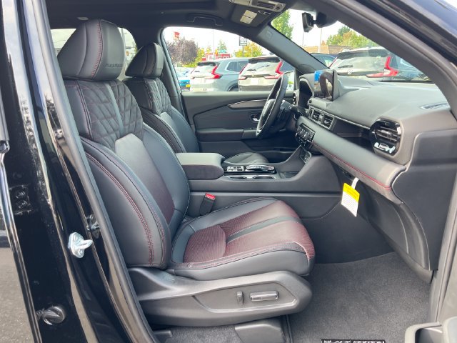 New 2026 Honda Pilot Black Edition image 10