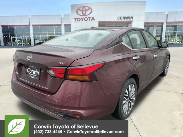 Used 2024 Nissan Altima 2.5 SV image 5