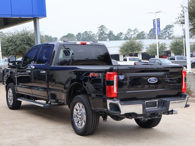 Certified 2025 Ford F350 Lariat w/ Chrome Package image 7