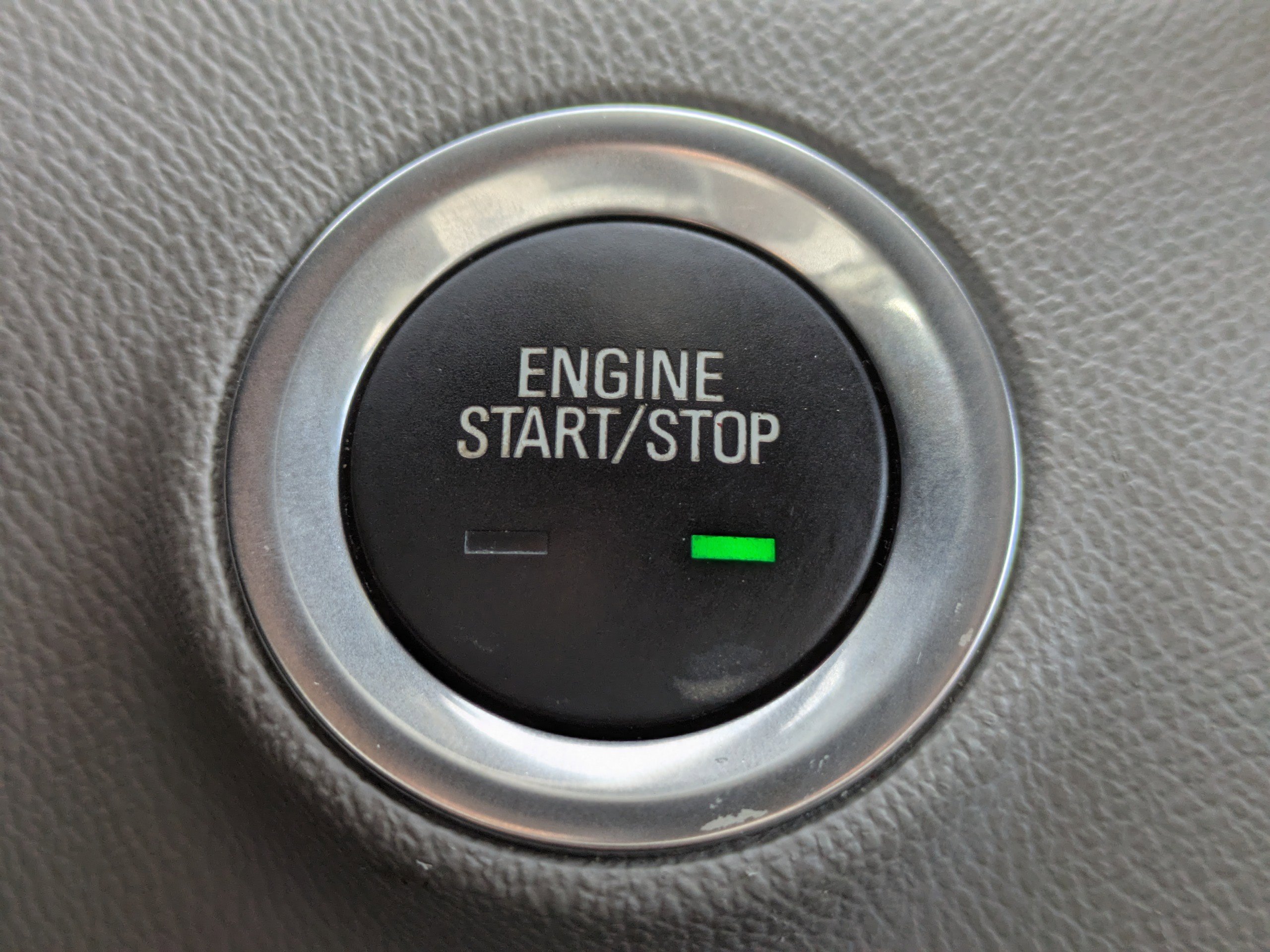 Used 2023 GMC Terrain SLT image 33