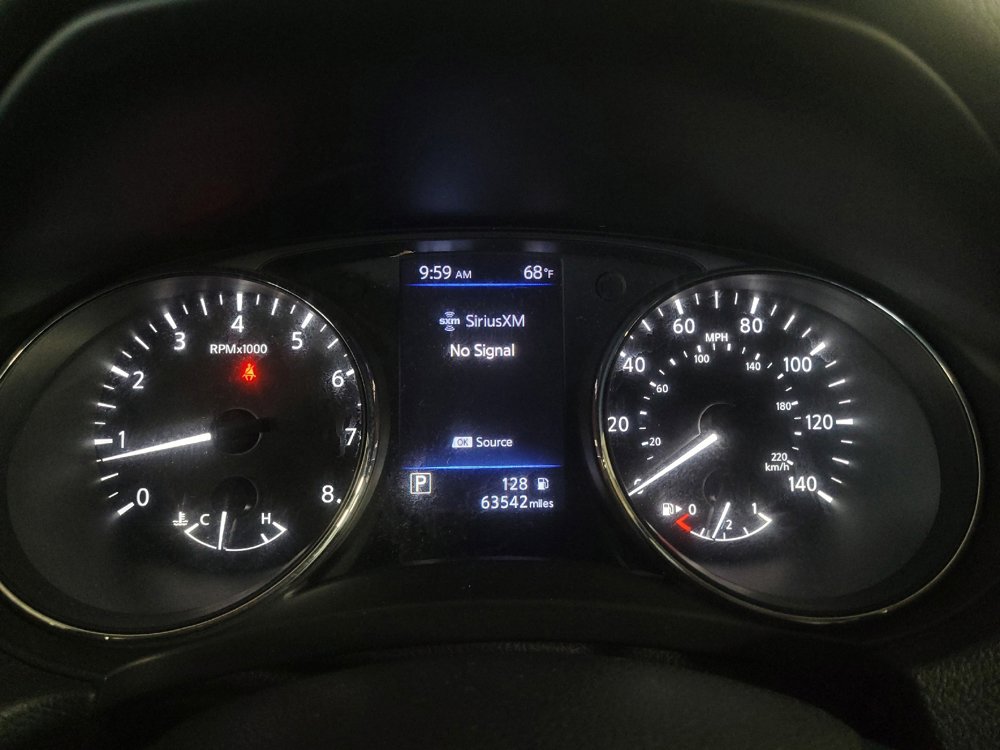 Used 2020 Nissan Rogue S FWD image 23