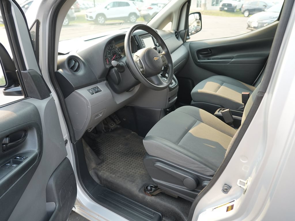 Used 2017 Chevrolet City Express LT w/ Technology Package FWD image 13
