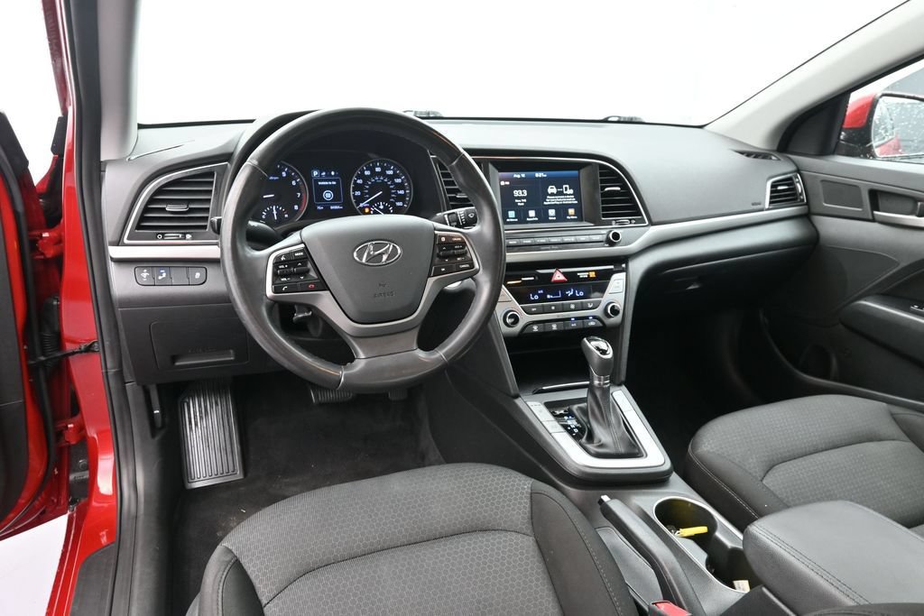 Used 2017 Hyundai Elantra Value Edition FWD image 18