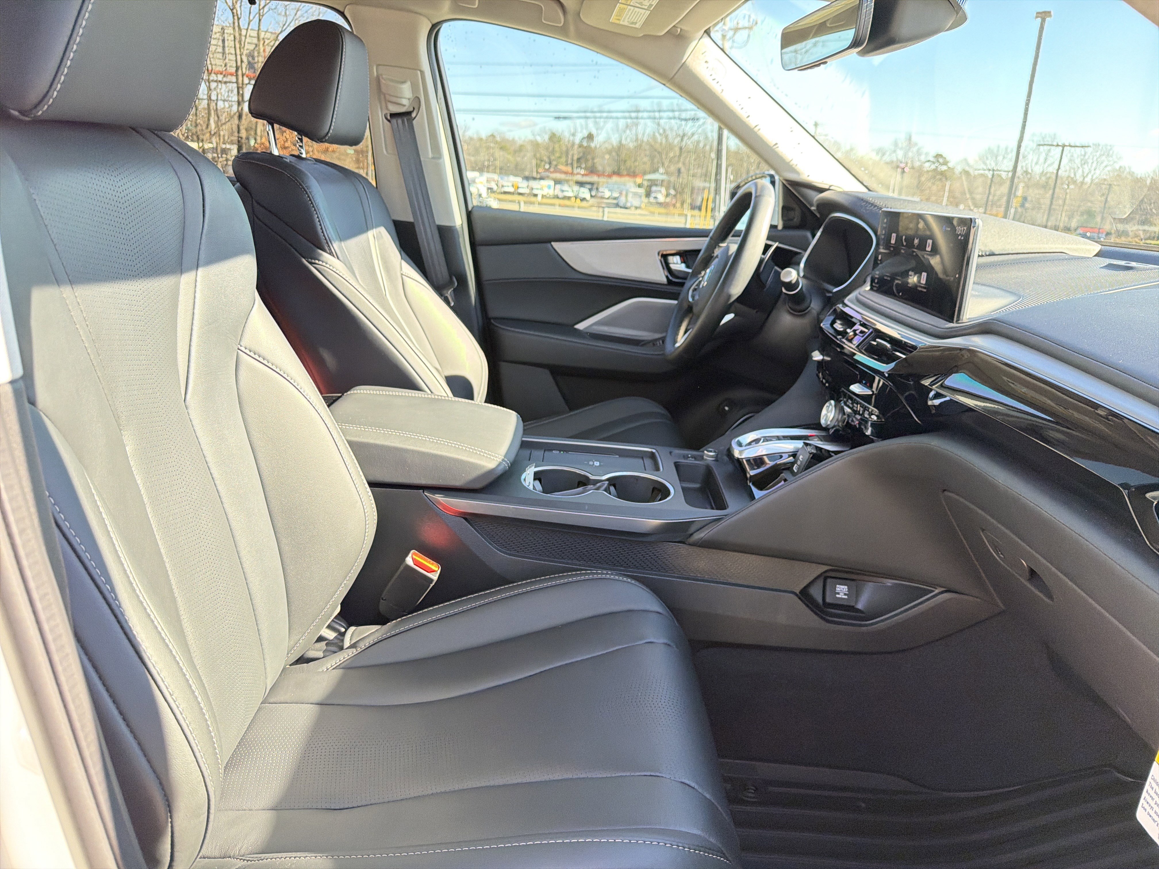 Certified 2026 Acura MDX FWD w/ Technology Package image 30