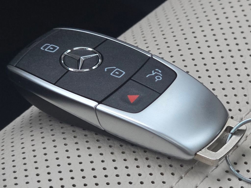 New 2026 Mercedes-Benz GLE 350 4MATIC image 39