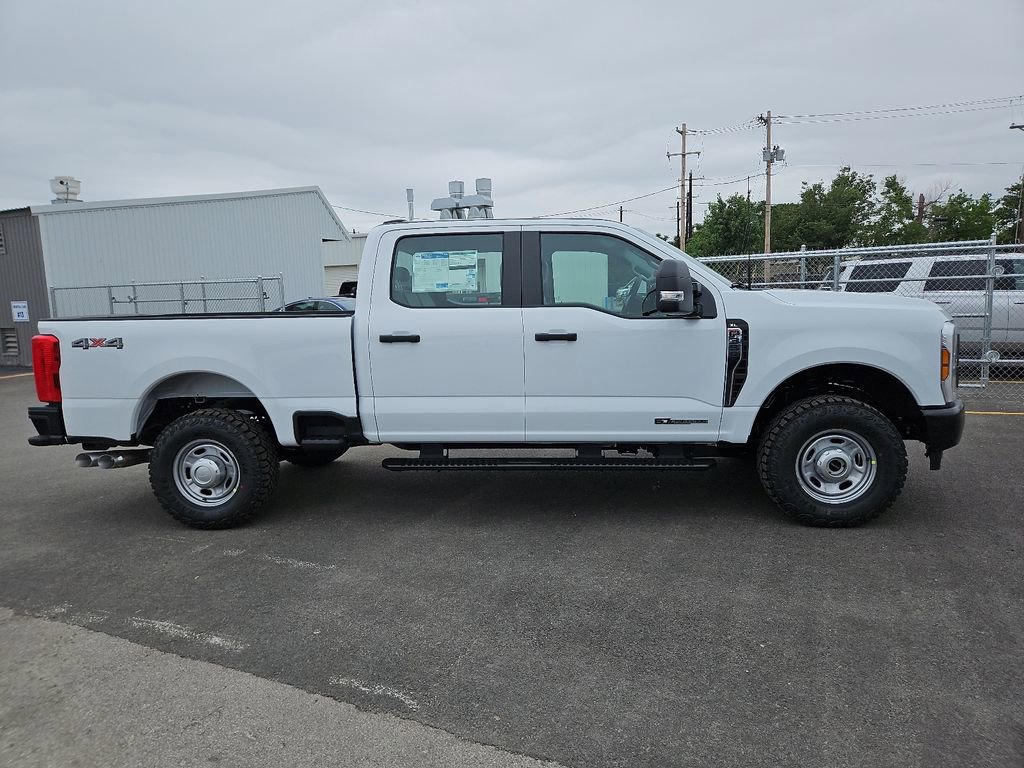 New 2026 Ford F350 XL w/ XL Off-Road Package AWD/4WD image 14