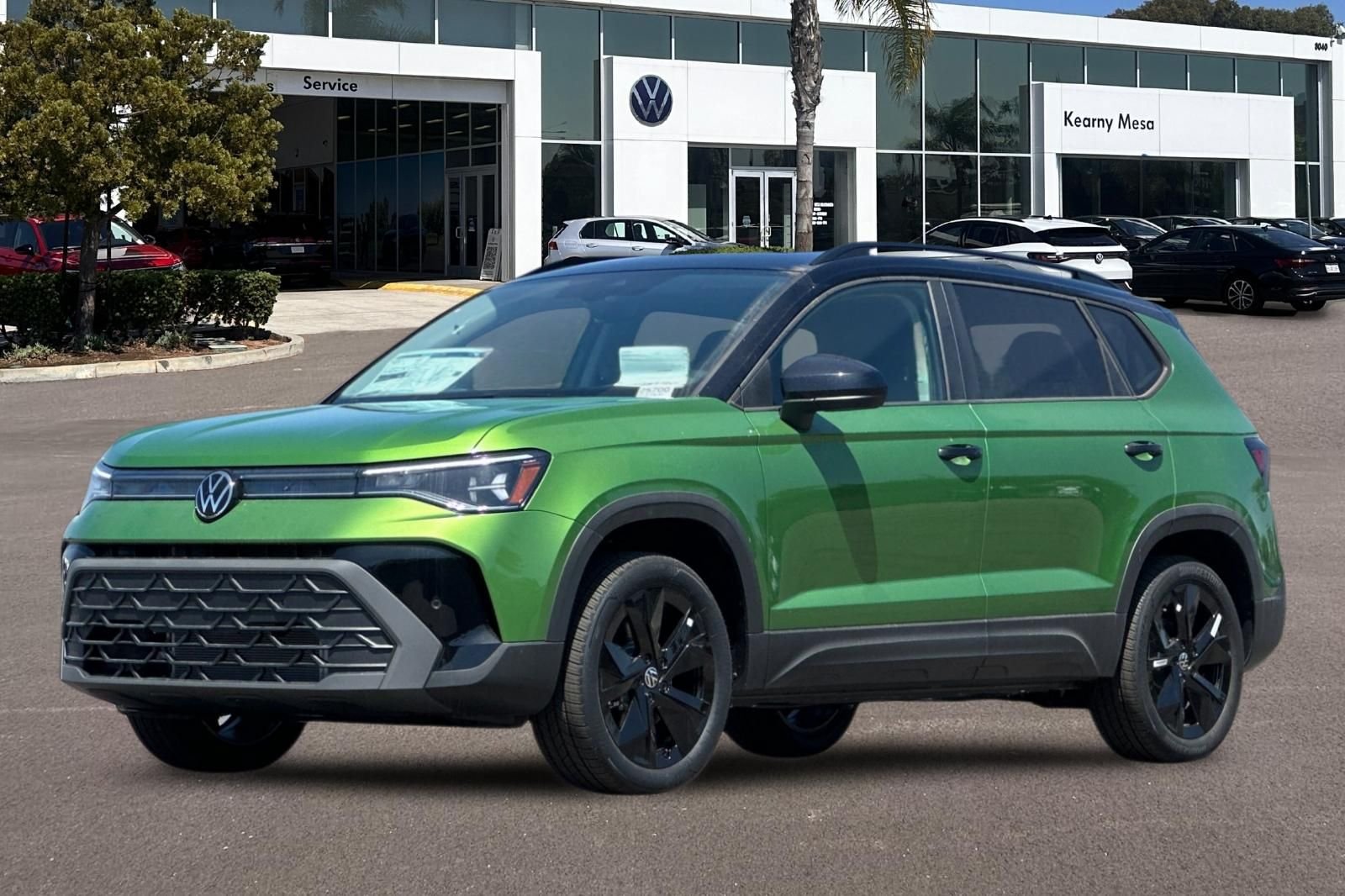 New 2026 Volkswagen Taos SE FWD image 8