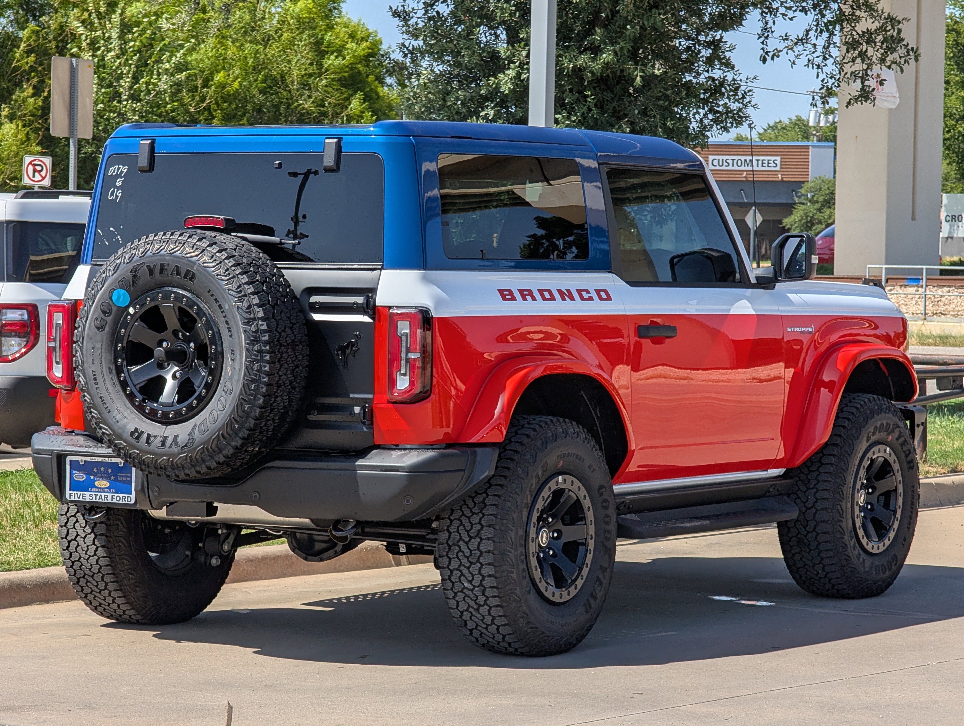 New 2025 Ford Bronco Stroppe Edition image 4