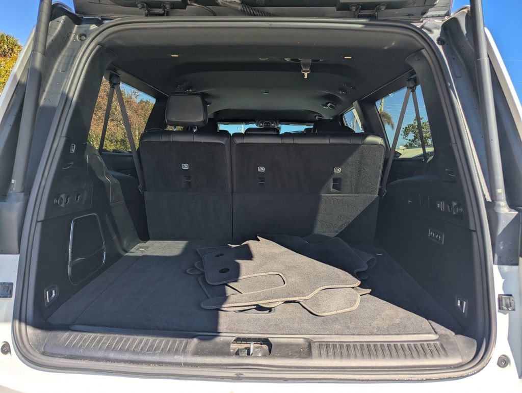 Used 2023 Jeep Wagoneer L Series II image 16