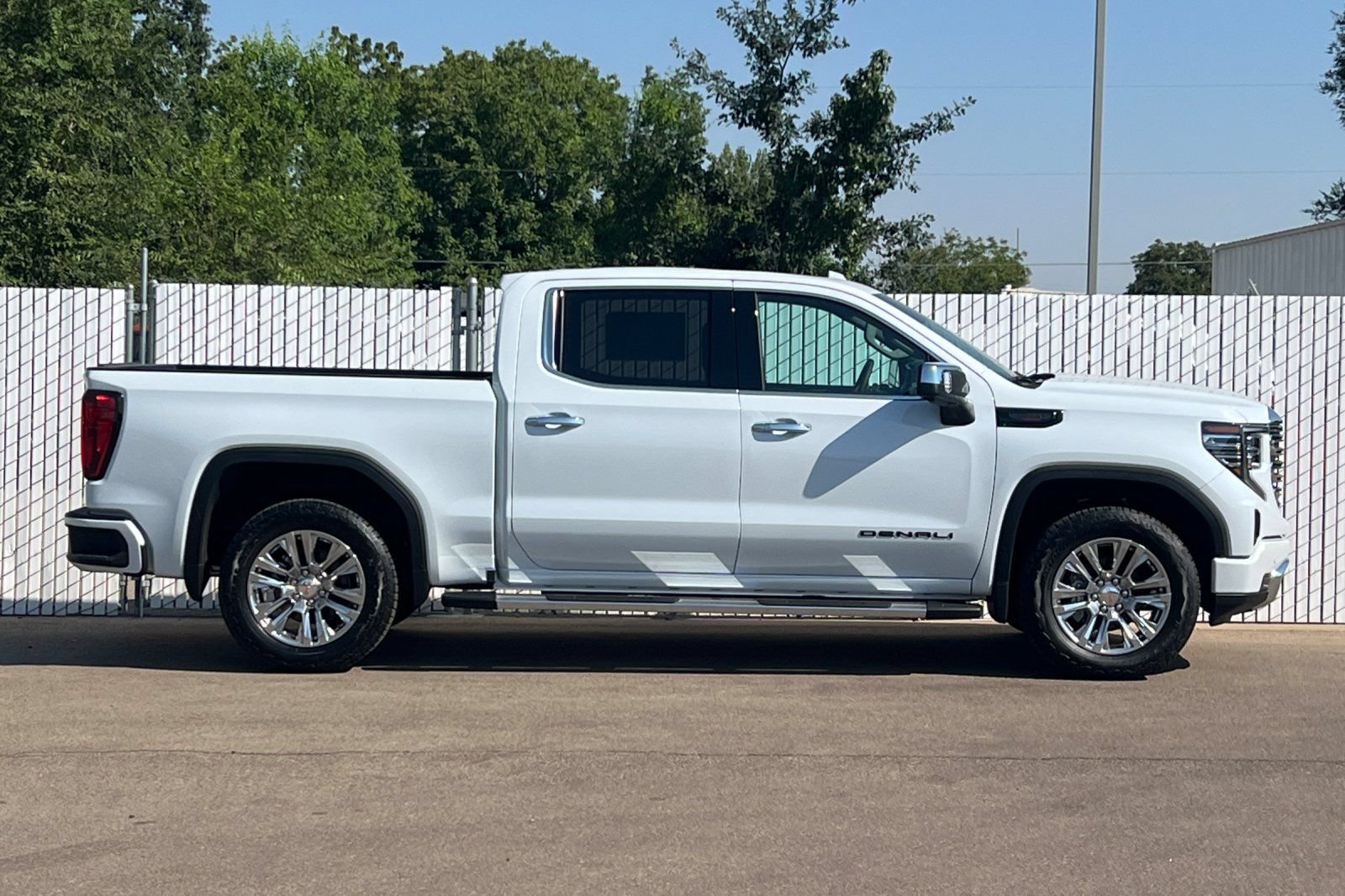 New 2026 GMC Sierra 1500 Denali w/ Technology Package AWD/4WD image 3