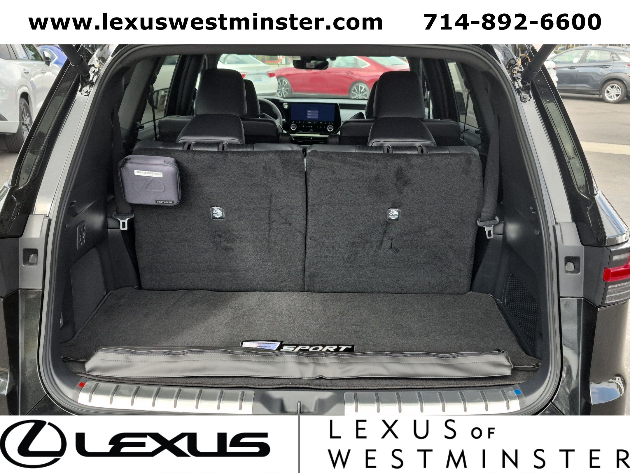 New 2026 Lexus TX 500h AWD image 8