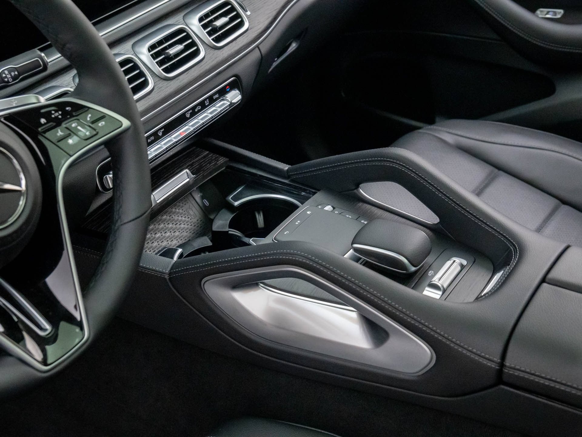 New 2026 Mercedes-Benz GLS 450 4MATIC image 12