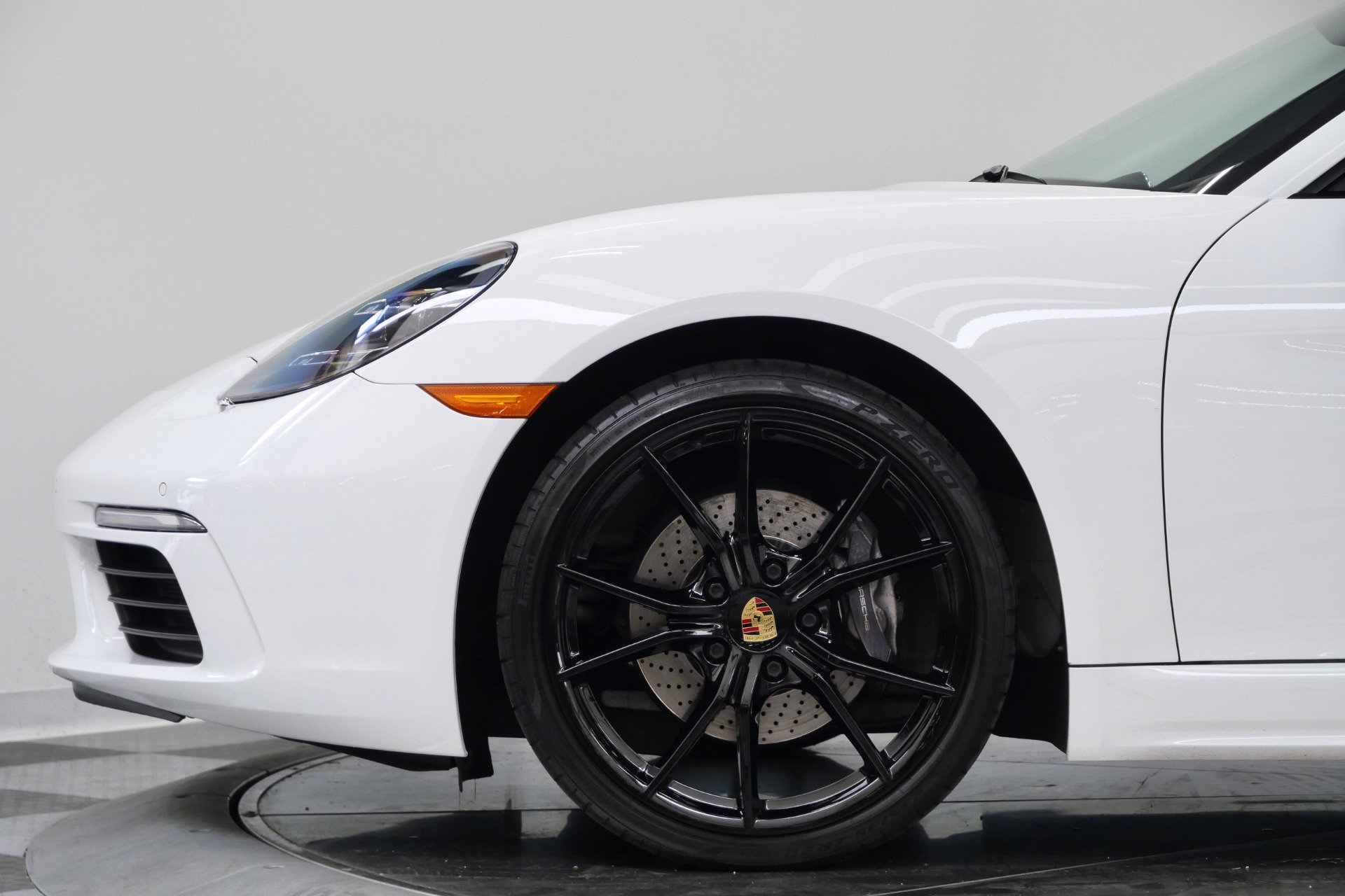 Used 2021 Porsche 718 Cayman RWD image 45