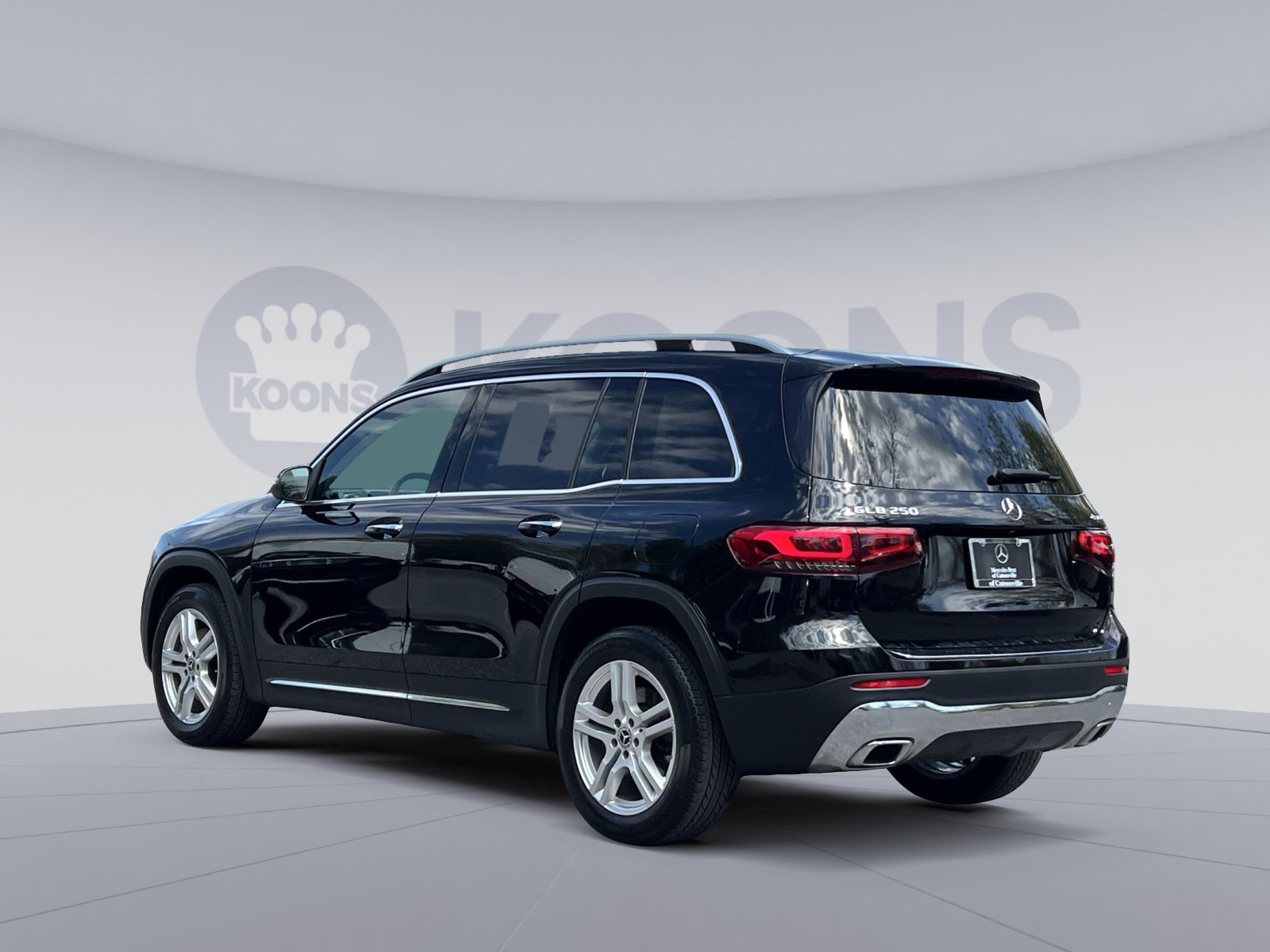 Certified 2021 Mercedes-Benz GLB 250 4MATIC image 4