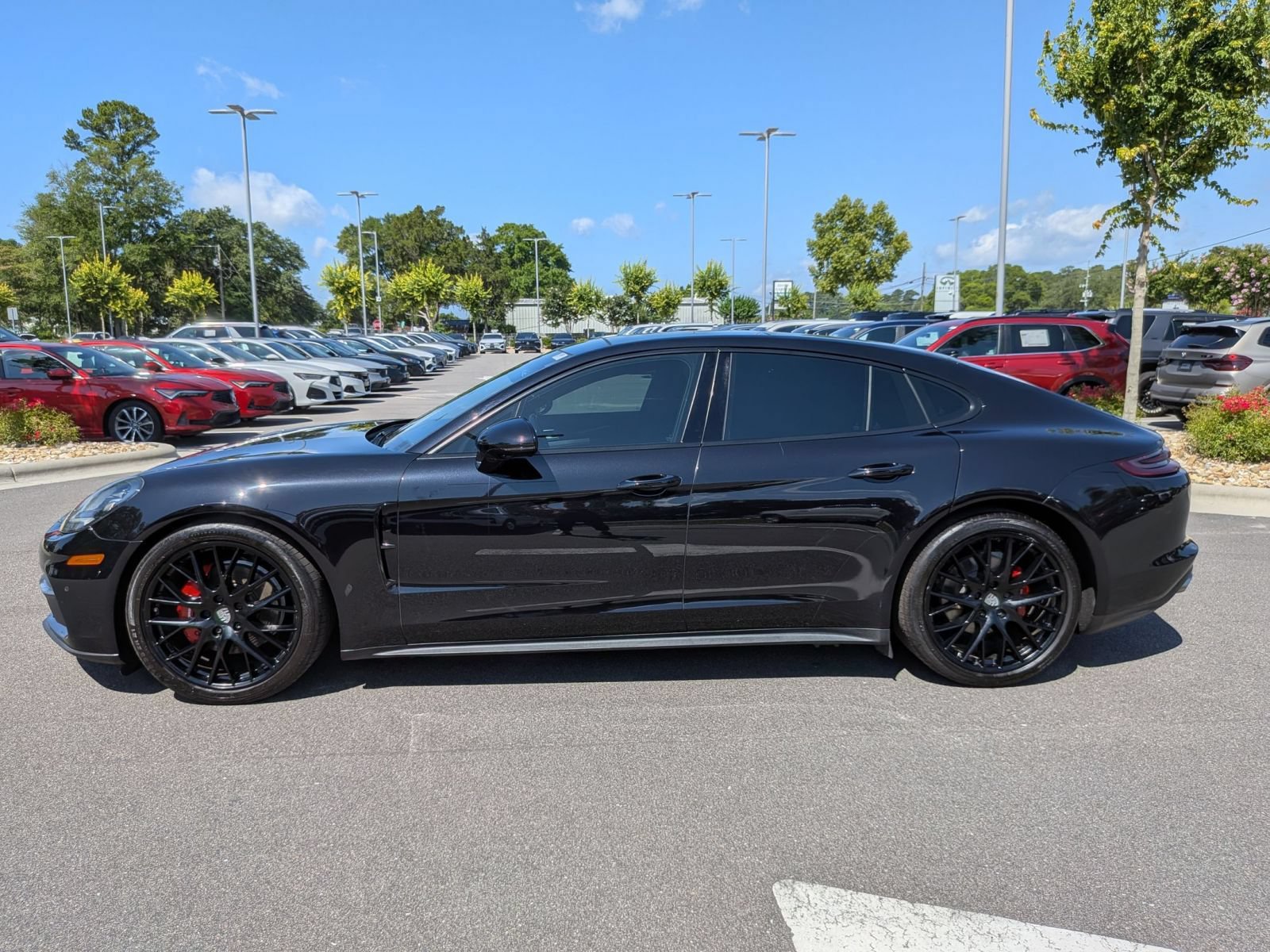 Used 2020 Porsche Panamera RWD image 6