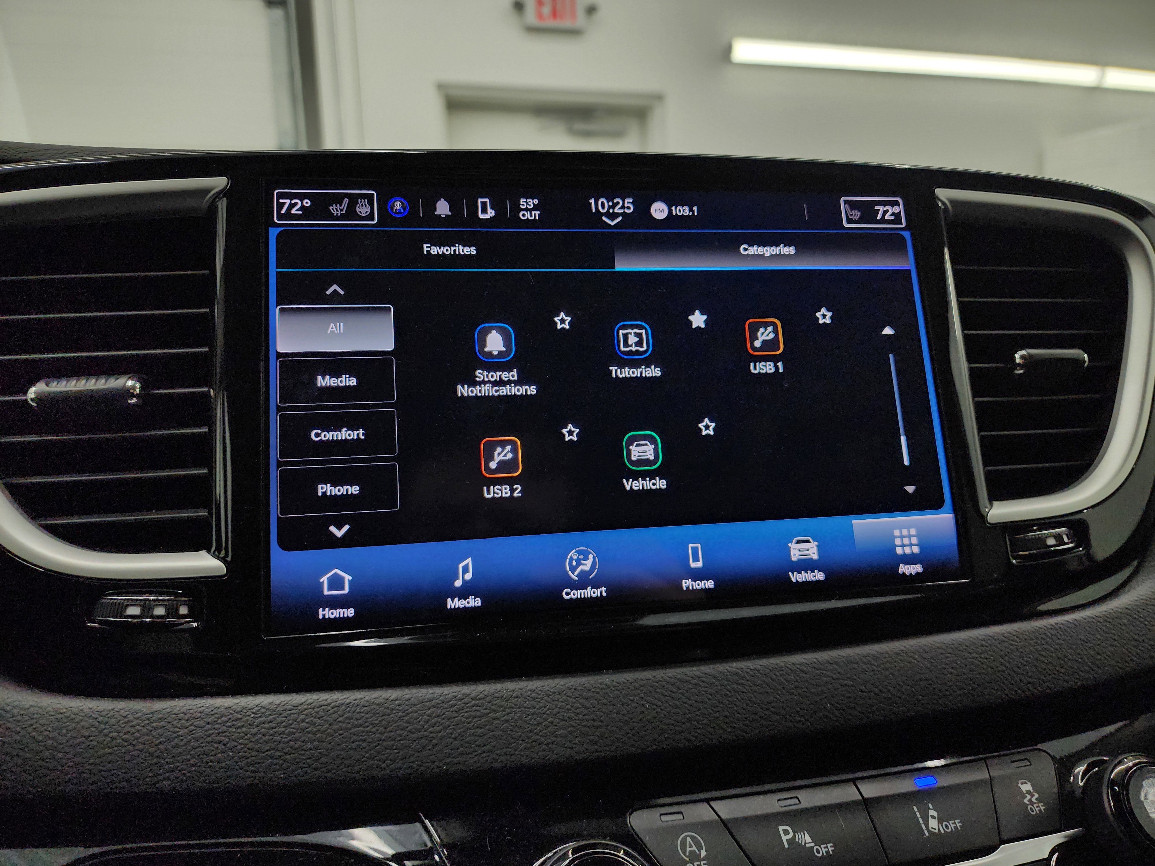 Used 2024 Chrysler Pacifica Touring-L image 53