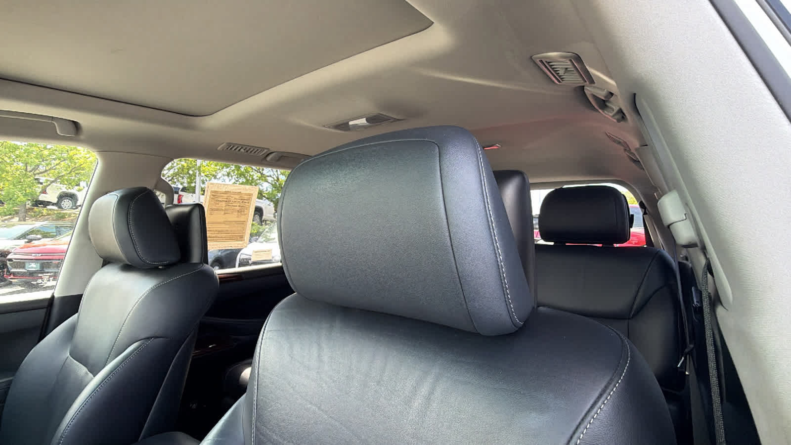 Used 2015 Lexus LX 570 4WD image 11