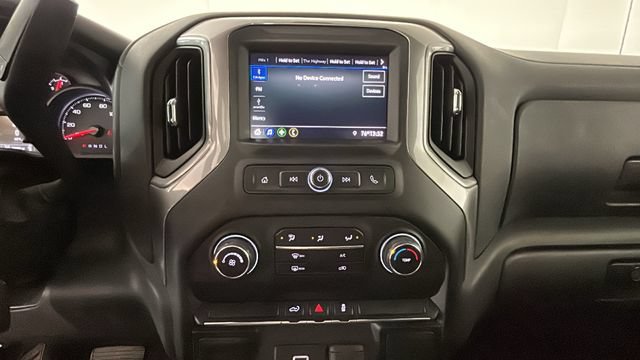 Used 2020 Chevrolet Silverado 1500 Custom w/ Custom Value Package AWD/4WD image 22