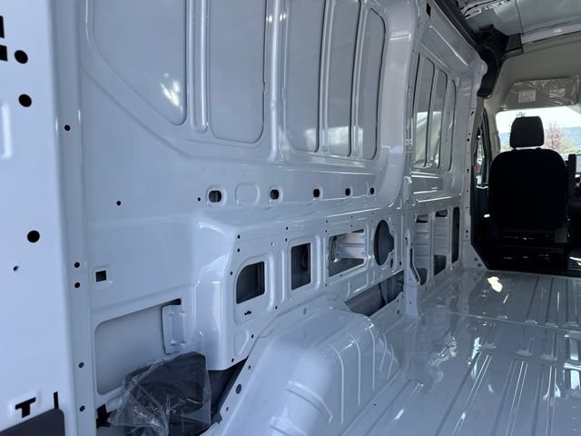 New 2026 Ford Transit 250 148 Medium Roof RWD image 26