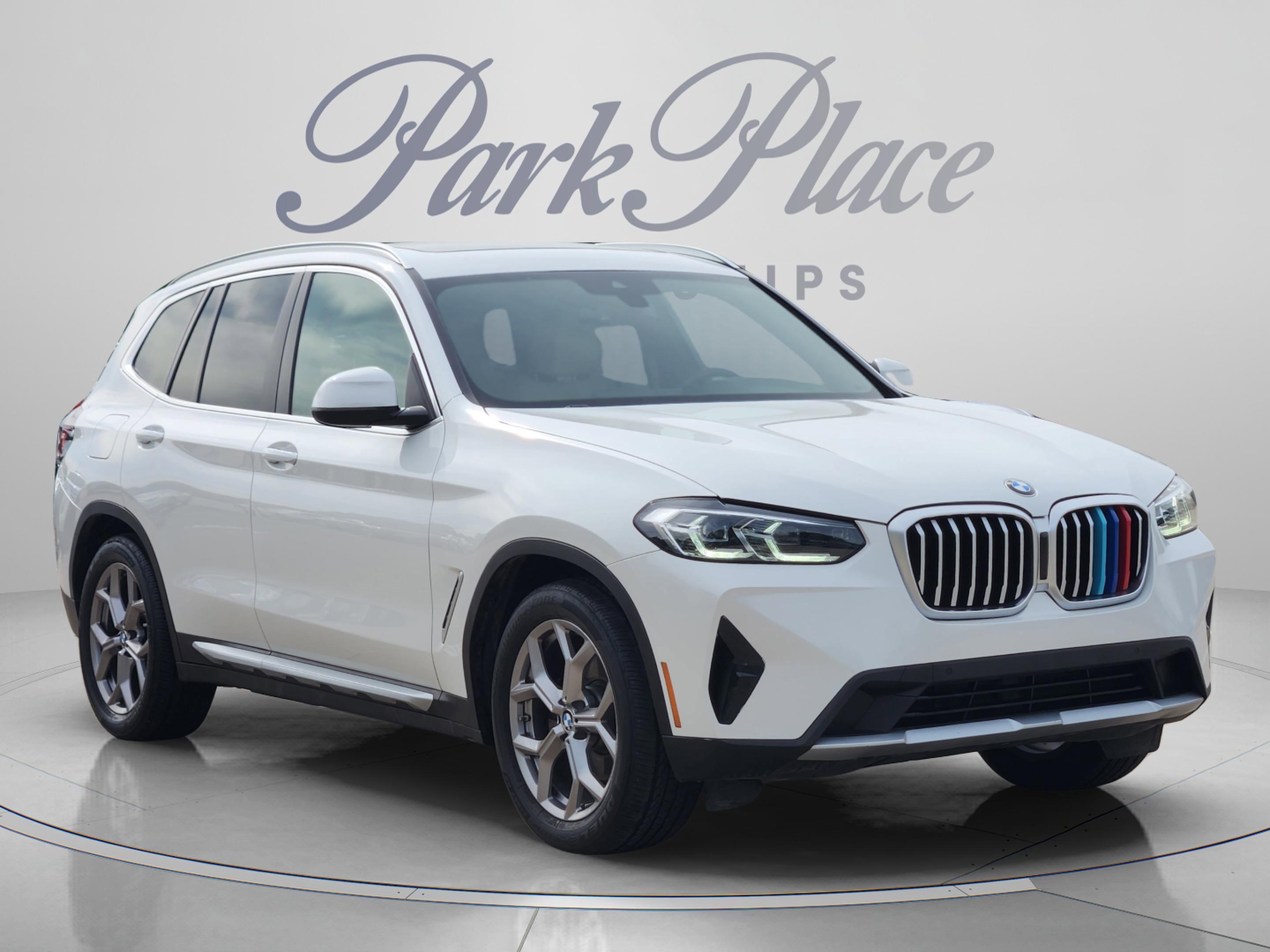 Used 2022 BMW X3 sDrive30i RWD image 4