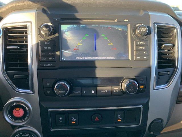 Used 2016 Nissan Titan SL image 13