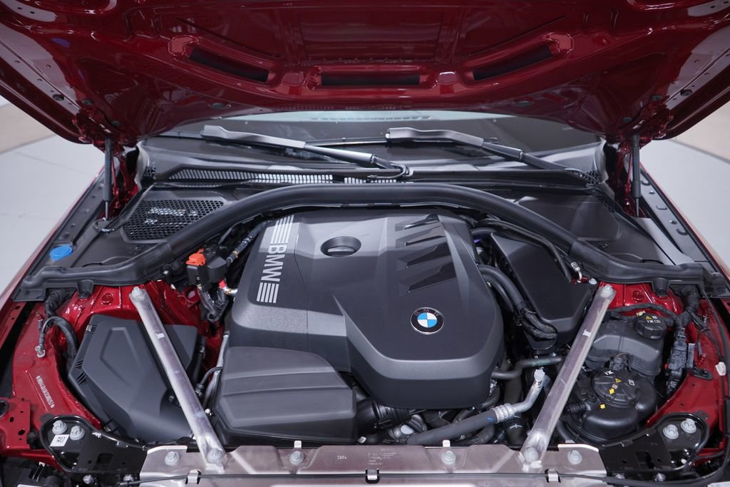 Used 2025 BMW 430i Coupe w/ M Sport Package image 23