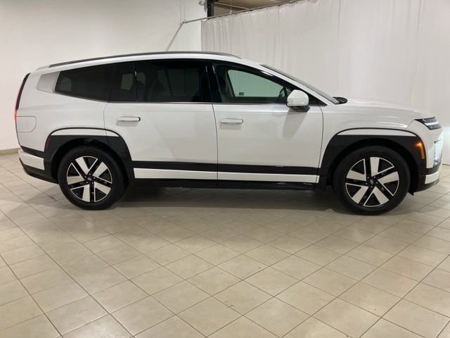 Used 2026 Hyundai Ioniq 9 SEL image 6