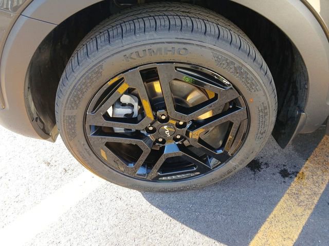 Certified 2023 Kia Telluride EX X-Line image 10