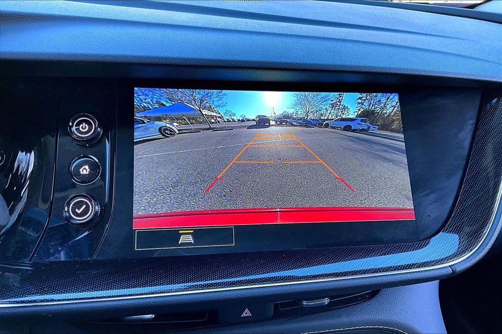 Used 2023 Buick Envision Preferred image 11