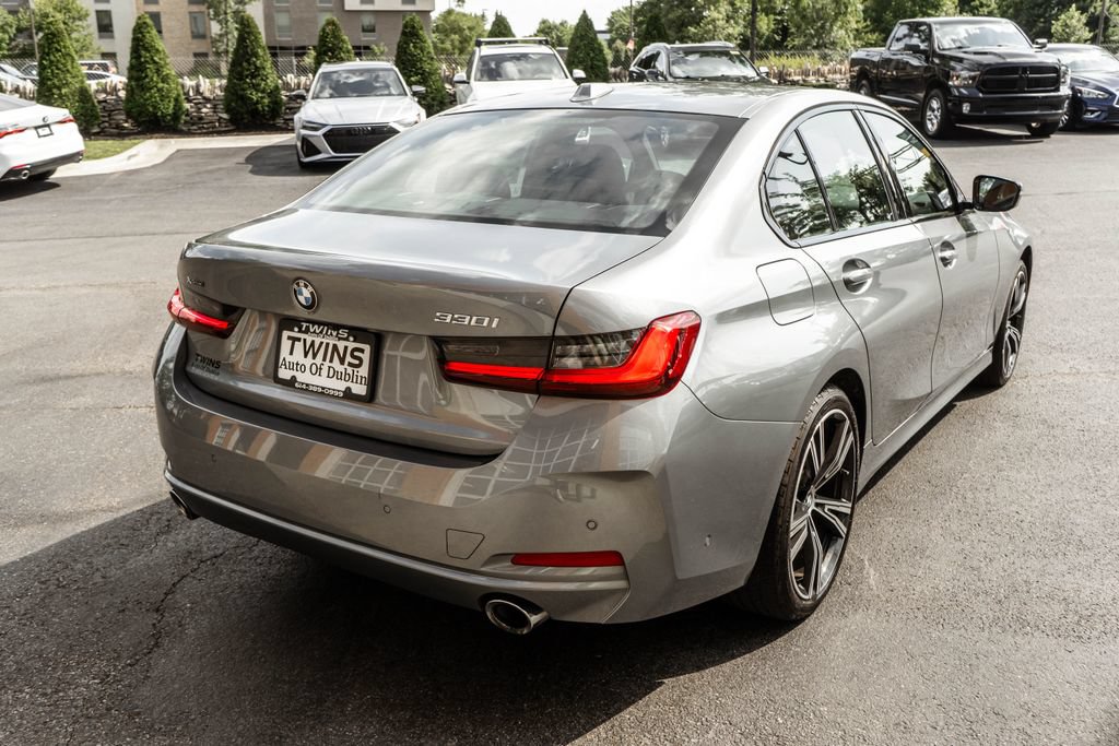 Used 2023 BMW 330i xDrive Sedan w/ Parking Assistance Package AWD/4WD image 33