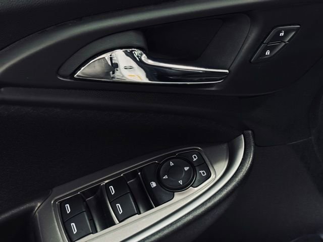 Used 2024 Chevrolet Malibu RS w/ LPO, Floor Liner Package FWD image 12